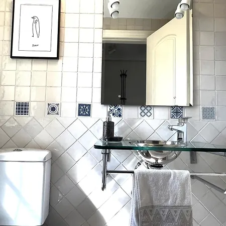 Stylish Townhouse In Beachfront Complex *