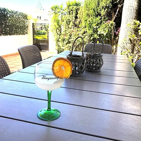 Stylish Townhouse In Beachfront Complex *