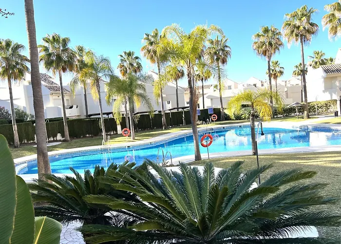 Stylish Townhouse In Beachfront Complex Marbella