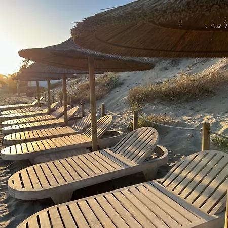 بيت للعطل Stylish Townhouse In Beachfront Complex